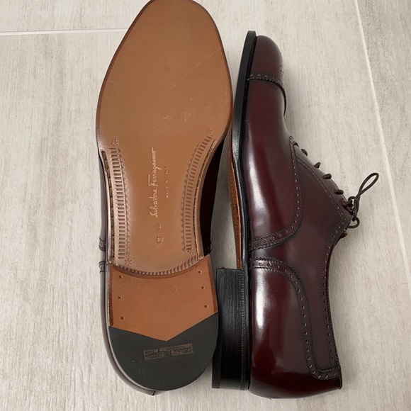 Salvatore Ferragamo Renzo  Leather Wingtip Oxford - Picture 7 of 10